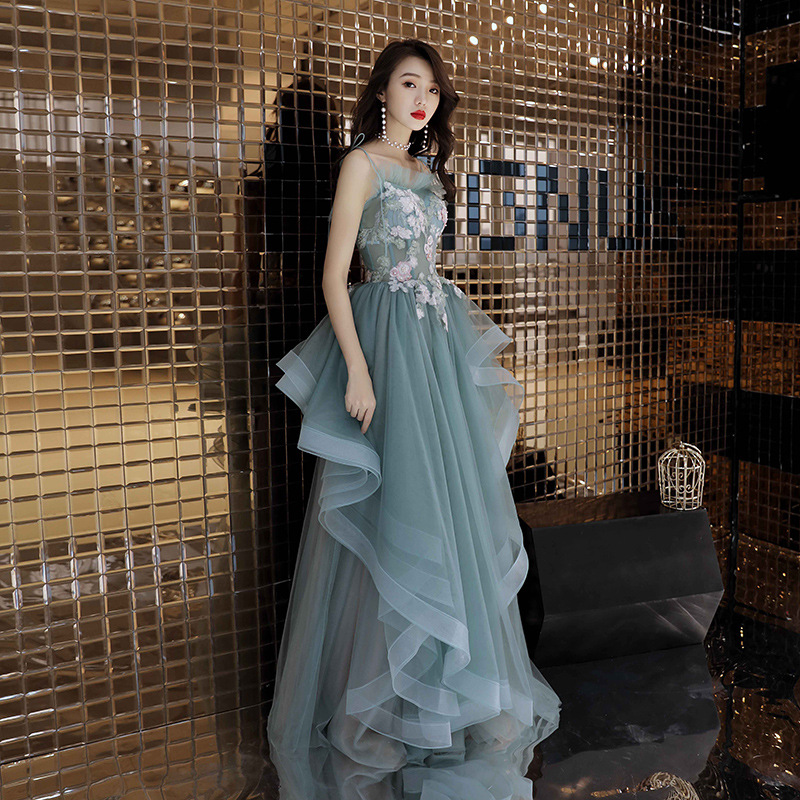 2019时尚晚礼服裙女高贵网红宴会气场女王主持人长款仙气梦幻高端在类目 女装/女士精品, 婚纱/旗袍/礼服, 婚纱中 - 来自Buy2taobao.com提供专业的淘宝代购服务