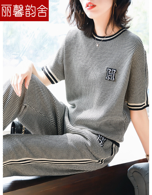 Beautiful rhyme 461# t-shirt 2019 fashion suit leisure time Ninth pants knitting Two piece set spring clothesin the Play mode/Anime/Periphery/cos/Board games , Cosplay Apparel/Props/Service , Cosplay Women category - from Buy2taobao.com to provide professional Taobao agent buy service