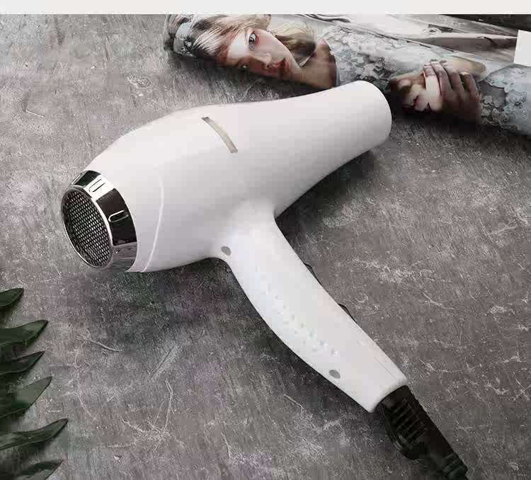 女大方干肤器护发直发梳无辐射狗狗吹风机吹筒快干卫生间手柄发热在类目 个人护理/保健/按摩器材, 美发工具, 电吹风中 - 来自Buy2taobao.com提供专业的淘宝代购服务