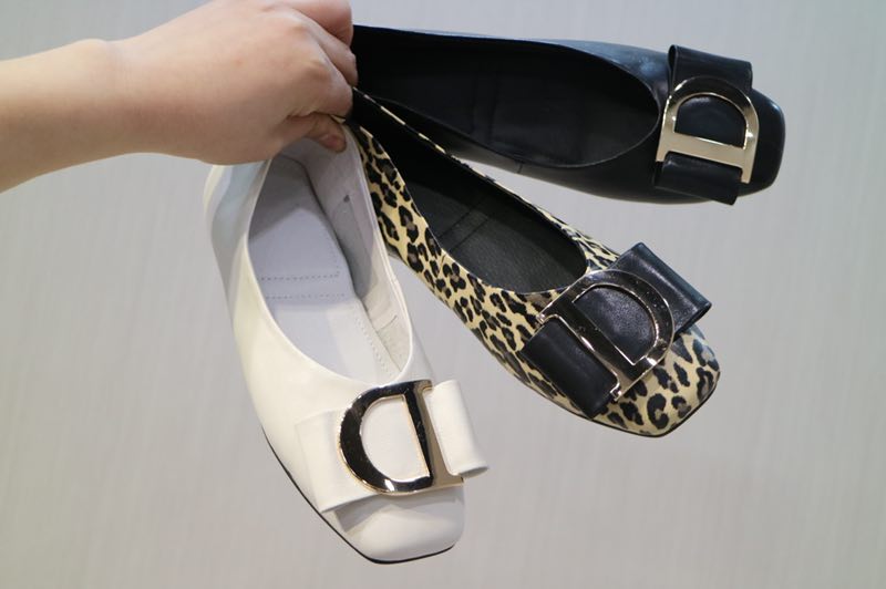 DD European Summer Station 2019 Explosive money Women's Shoes 68-1in the Women's Shoes, Canvas shoes category - from Buy2taobao.com to provide professional Taobao agent buy service