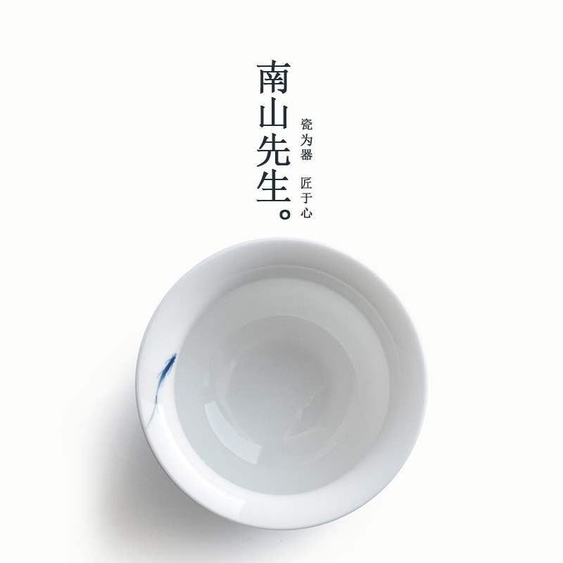 小鱼三才手绘盖碗 青花瓷茶杯陶瓷大号盖碗茶碗釉下彩在类目 餐饮具, 茶具, 盖碗中 - 来自Buy2taobao.com提供专业的淘宝代购服务