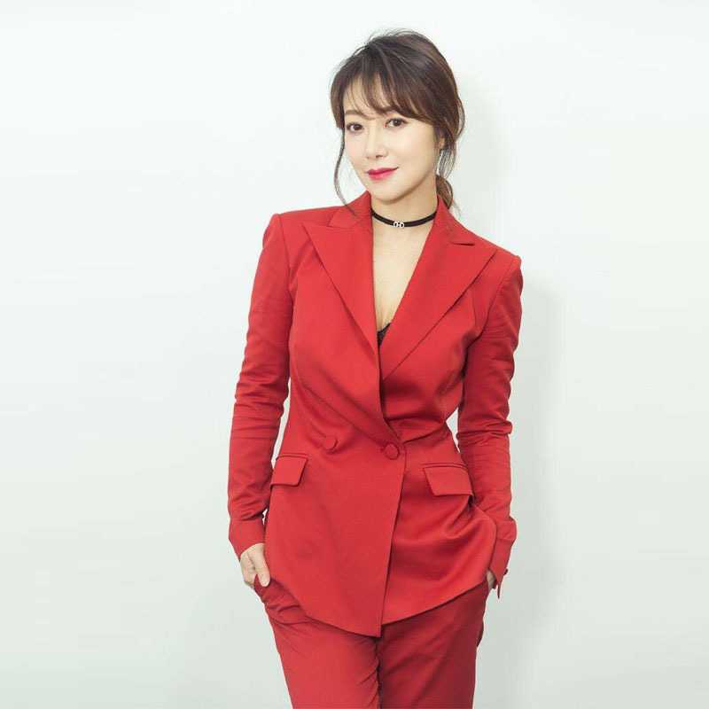 2019春装新款陈紫函明星同款红色小西装显瘦气质OL外套西服套装女|ruв категории Женская одежда, костюм - от Buy2taobao.com для оказания профессиональной услуги покупки агента Taobao