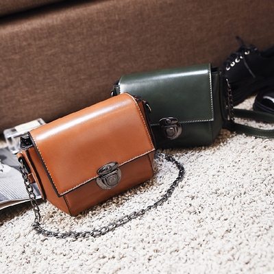 女包包2017春季新款时尚锁扣单肩包简约迷你