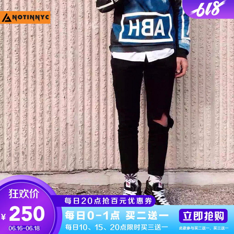 A神不在纽约 十字军花刀割破坏九分裤男女破洞休闲裤潮 SUAMOMENT在类目 男装, 休闲裤中 - 来自Buy2taobao.com提供专业的淘宝代购服务