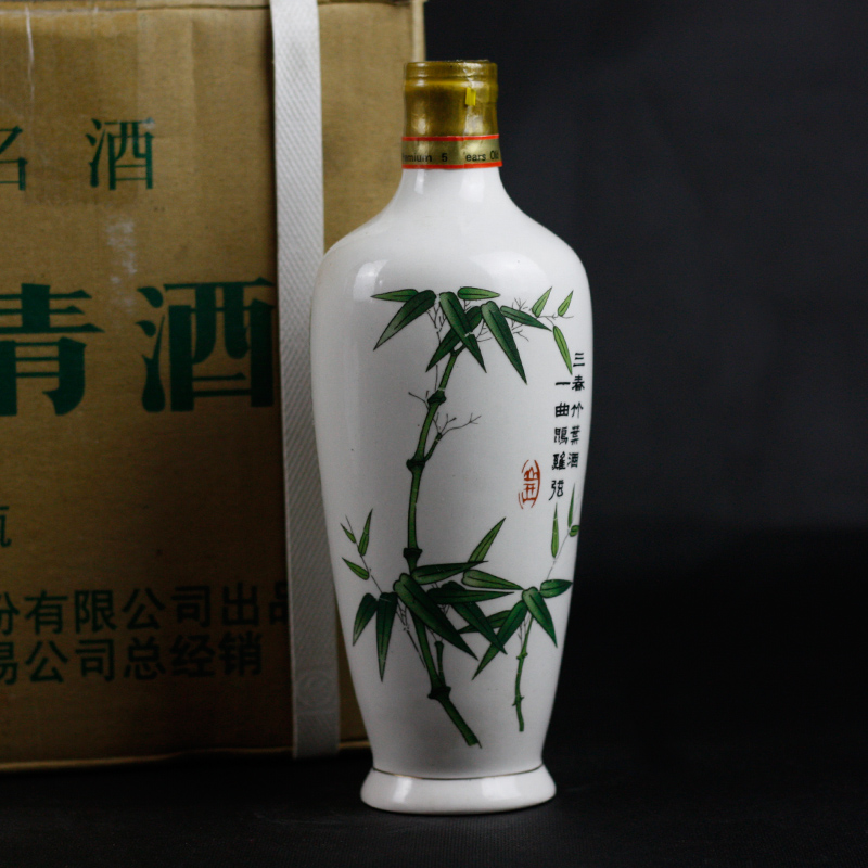 2005年【瓷瓶竹叶青12瓶(1箱)】45度 500ml(韩国专供)