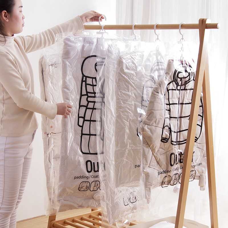挂式透明羽绒服压缩袋4个装 抽空气真空袋大号衣服衣物整理收纳袋在类目 收纳整理, 家庭收纳用具, 收纳袋, 压缩袋中 - 来自Buy2taobao.com提供专业的淘宝代购服务