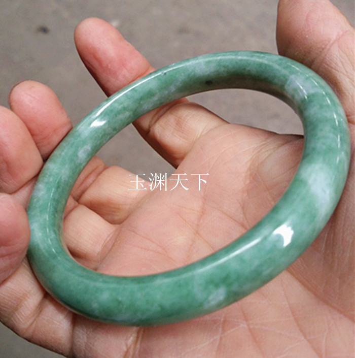 正品天然贵州翠玉圆条手镯 翡翠色飘绿色手镯女款细园条玉石镯子在类目 珠宝/钻石/翡翠/黄金, 其他天然玉石, 手饰中 - 来自Buy2taobao.com提供专业的淘宝代购服务