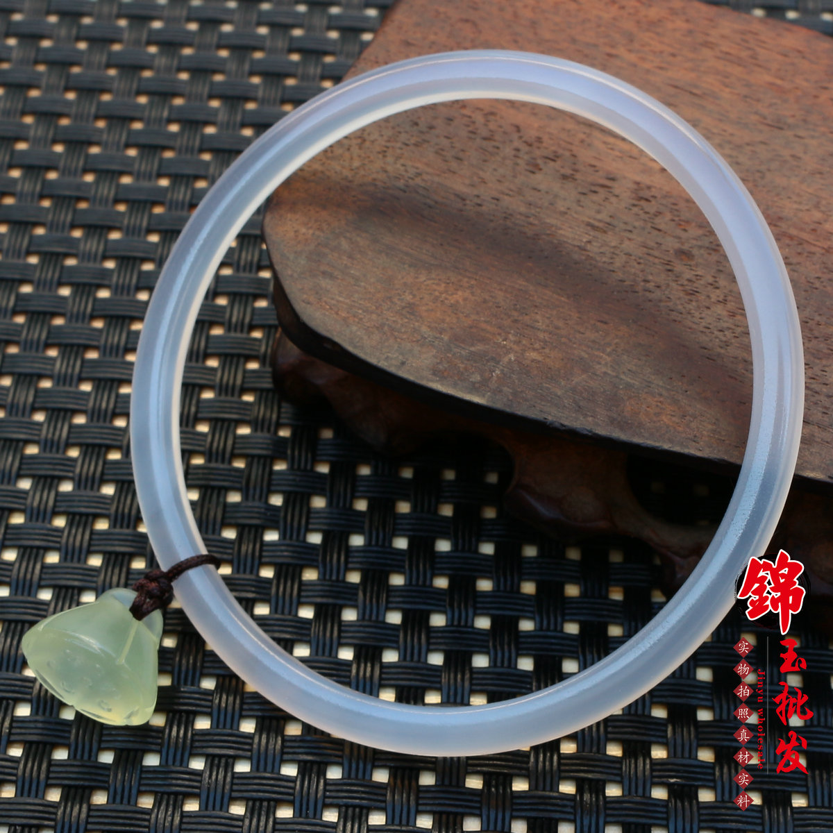 冰种白玉髓细镯子极细窄边玛瑙镯女手环首饰复古冰透岫玉莲蓬吊坠在类目 饰品/流行首饰/时尚饰品新, 手镯中 - 来自Buy2taobao.com提供专业的淘宝代购服务
