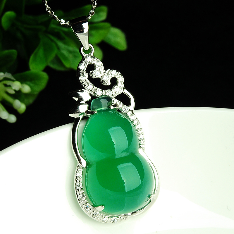 natural Chrysoprase gourd Pendant Necklace Jade Pendant quality goods 925 Set Chrysoprase Fluke Pendant ladyin the Accessories/Fashion Jewelry, Pendant/Pendant category - from Buy2taobao.com to provide professional Taobao agent buy service
