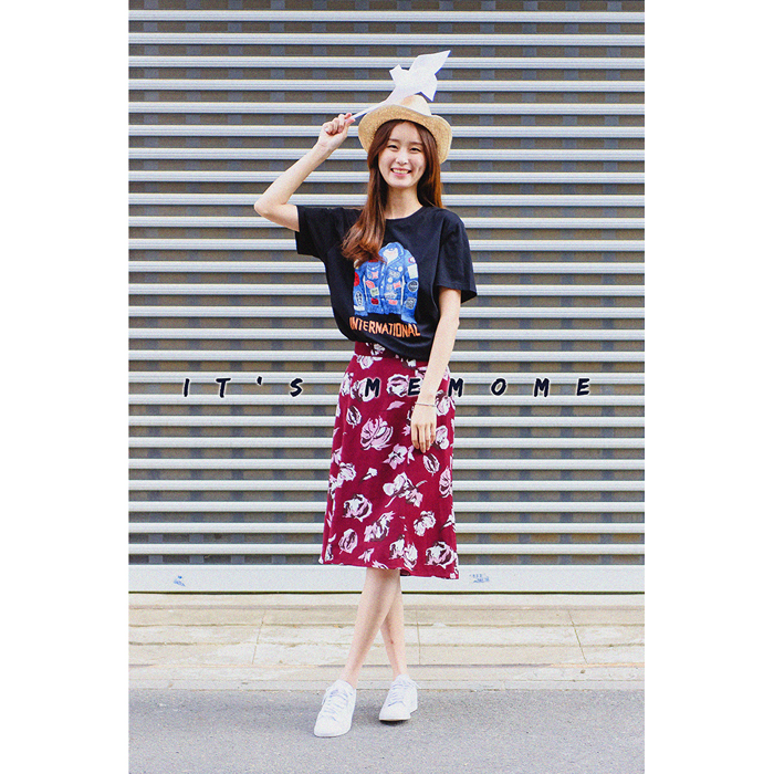 MEMOME 三色大花朵松緊腰小魚尾半身裙在類目 女裝/女士精品, 半身裙中 - 來自Buy2taobao.com提供專業的淘寶代購服務