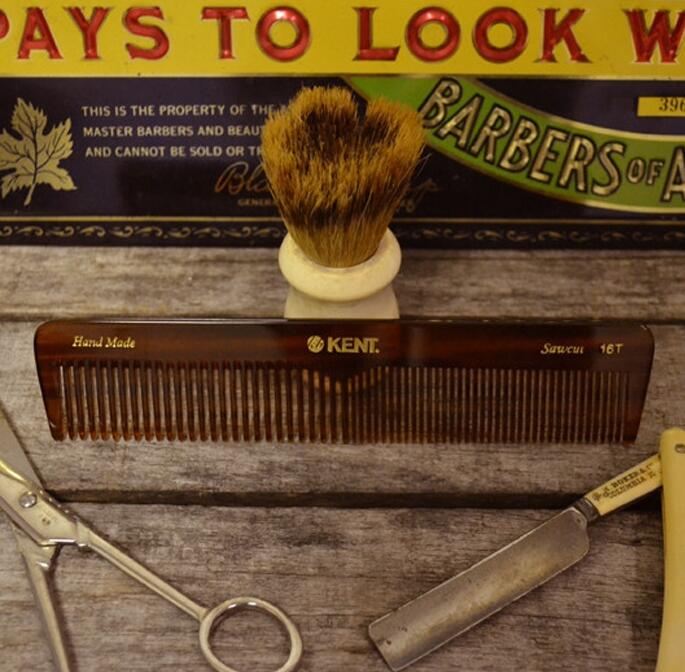 Britain KENT Hand comb 16T Big size with thick and thin teeth Retro Oil head Big back headin the Family/Personal Cleaning Tools , Personal care cleaning appliances , Comb/Portable with a mirror , Comb/Makeup comb/Massage comb category - from Buy2taobao.com to provide professional Taobao agent buy service