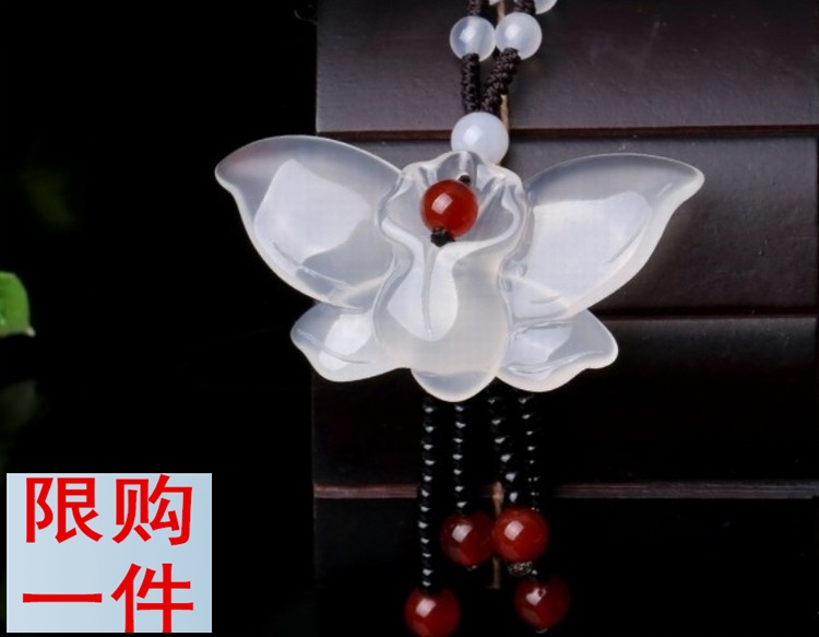 Ice White Chalcedony butterfly Pendant Versatile Female models jade agate butterfly sweater Necklace Pendantin the Jewelry/Diamond/Jade/Gold , And nephrite , Choker category - from Buy2taobao.com to provide professional Taobao agent buy service