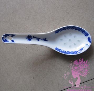 超值景德镇陶瓷 瓷器 餐具 青花玲珑汤勺 玲珑花 小汤勺 瓢羹|ruв категории посуда, посуда, вспомогательные фарфор, ложка/совок - от Buy2taobao.com для оказания профессиональной услуги покупки агента Taobao