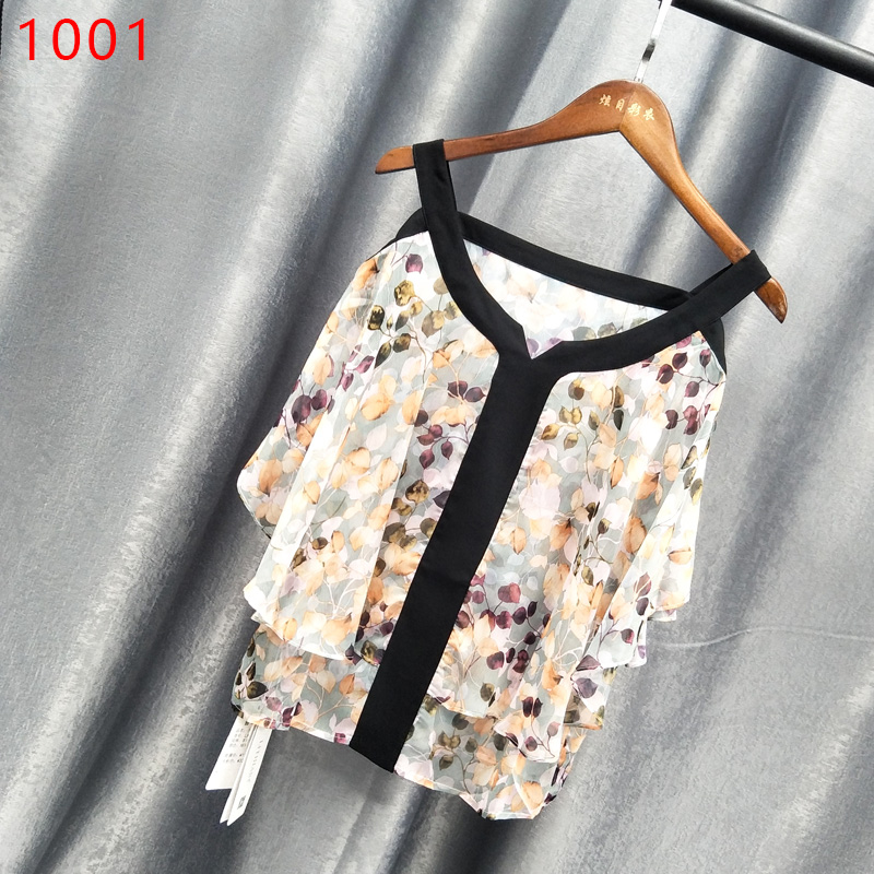 LX-1001露肩小衫在类目 女装/女士精品, 蕾丝衫/雪纺衫中 - 来自Buy2taobao.com提供专业的淘宝代购服务