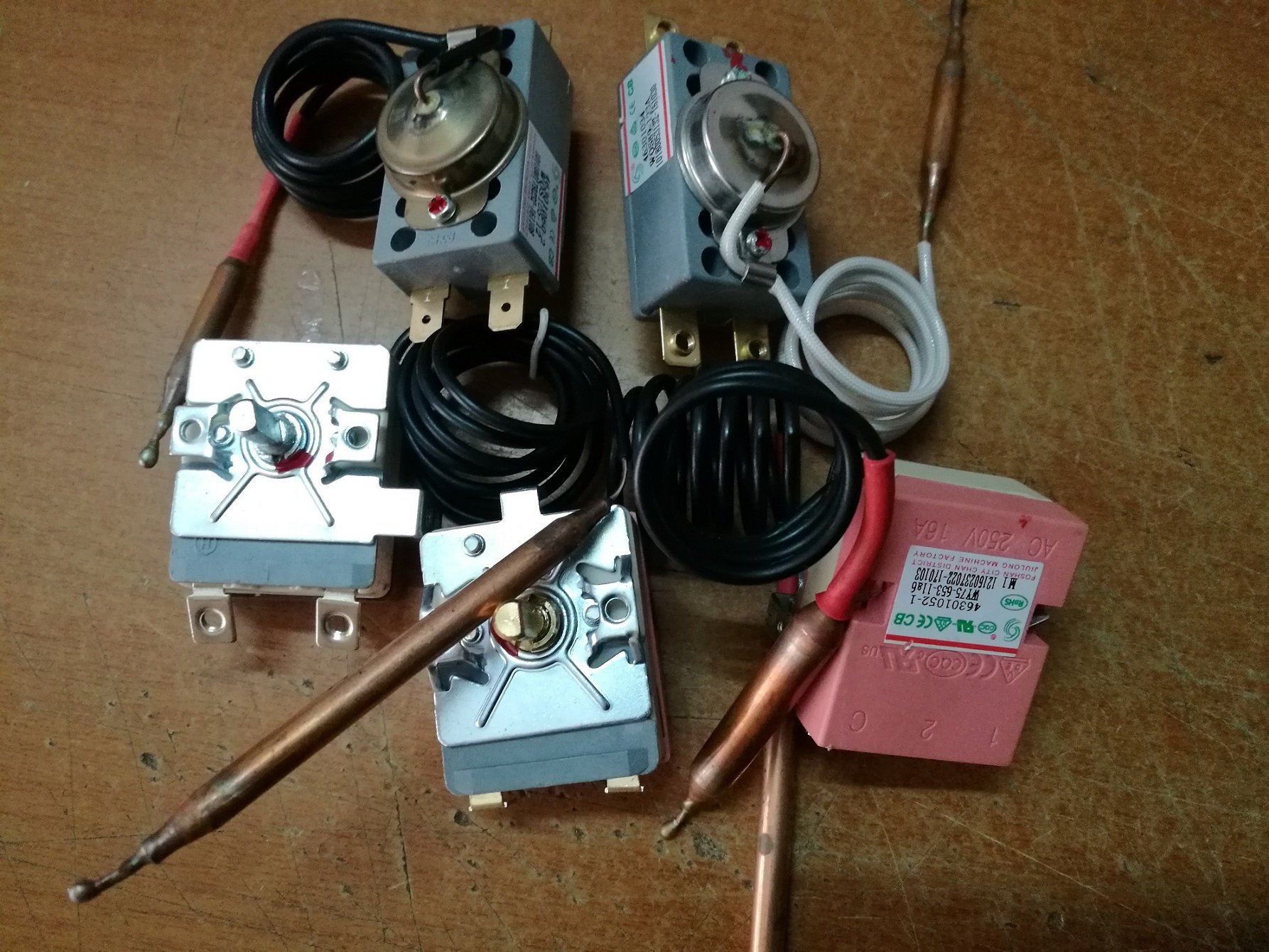 九龙常恒75度电热温控制器超温保护器可调旋钮开关插脚螺牙包邮|msdalam kategori kehidupan elektrik, peralatan rumah dan aksesori, peralatan rumah lain aksesori - dari Buy2taobao.com untuk memberikan perkhidmatan ejen Taobao profesional membeli