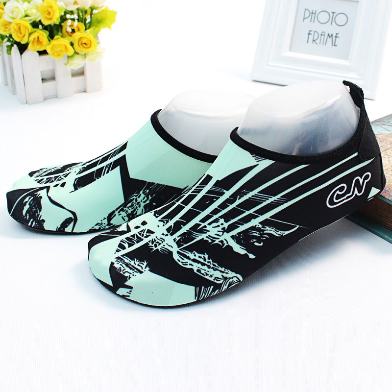 Lovers money yoga Beach shoes Snorkeling Swimming Diving shoes children Beach Socks Treadmillin the Sports shoes new , Sports sandals/Sandals category - from Buy2taobao.com to provide professional Taobao agent buy service