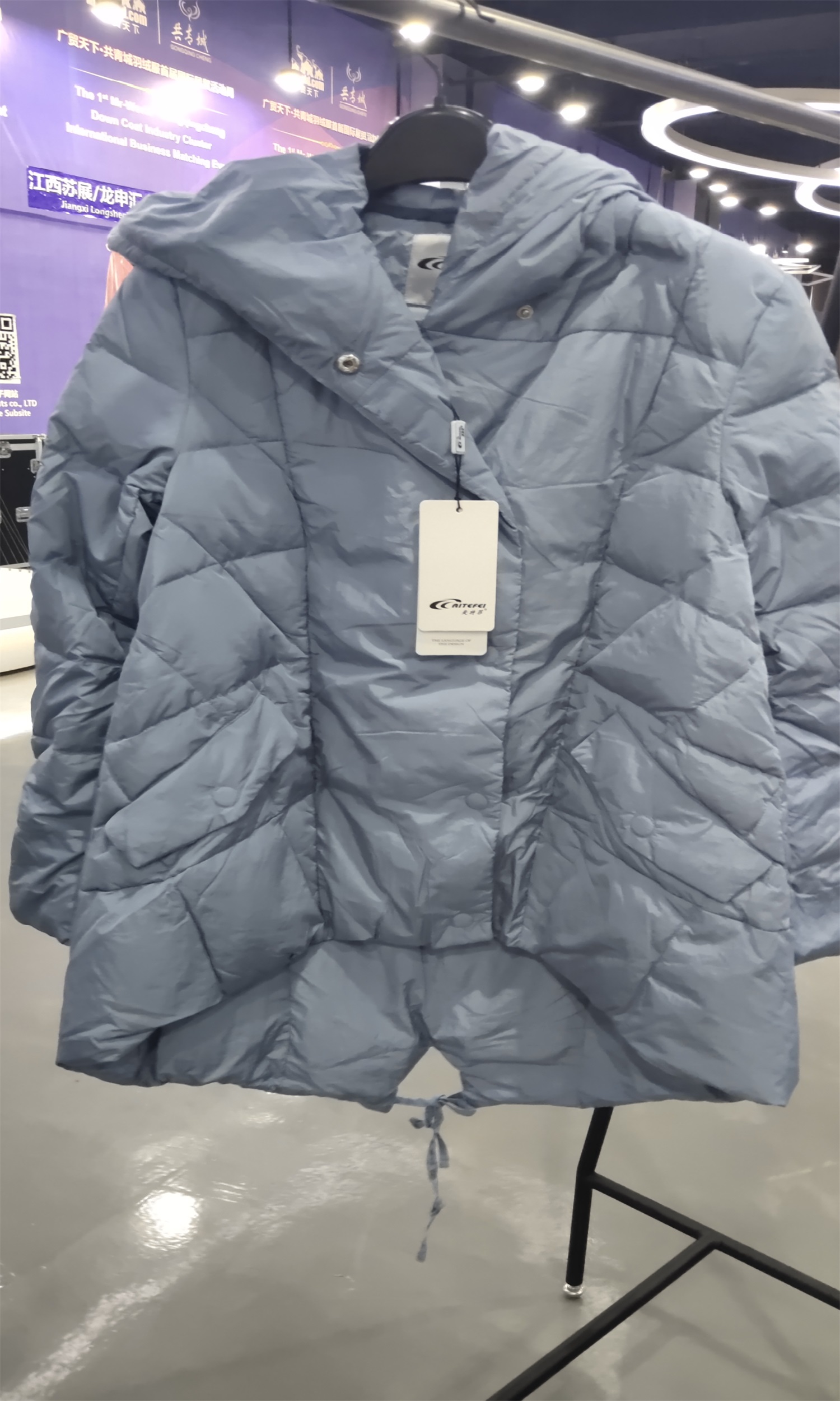 AT-1629在类目 女装/女士精品, 羽绒服中 - 来自Buy2taobao.com提供专业的淘宝代购服务