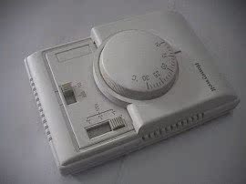 裝原正品 Honeywell 中央空調溫控器(機械式控制) T6373A1108在類目 電子/電工, 智能家居系統, 電器控制系統, 空調控制面板中 - 來自Buy2taobao.com提供專業的淘寶代購服務