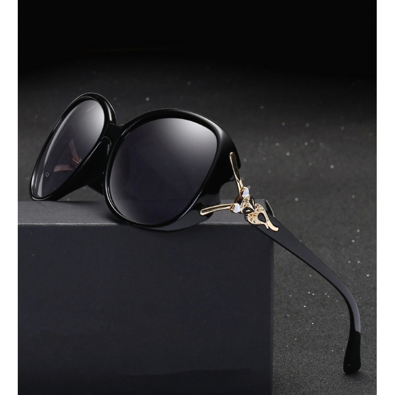 new pattern fashion Fox head Polarized Sunglasses lady Round face ultraviolet-proof sunlight glasses classic Sunglassesin the ZIPPO/Swiss Army Knife/Glasses , Swiss Army Knife category - from Buy2taobao.com to provide professional Taobao agent buy service