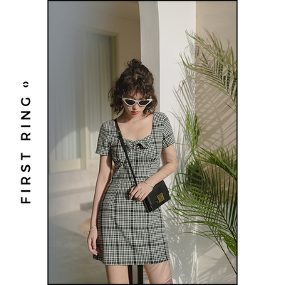 FirstRing  显瘦大方领Get 一环黑白格子优雅复古收腰连衣裙短裙
