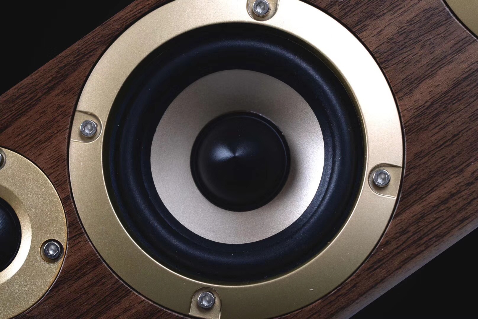 D32蓝牙音箱HIFI家用重低音炮手机电脑木质台式60W大功率音响|ruв категории видео электрических приборов, Desktop аудио/Оратор, радио/Bluetooth оратор - от Buy2taobao.com для оказания профессиональной услуги покупки агента Taobao