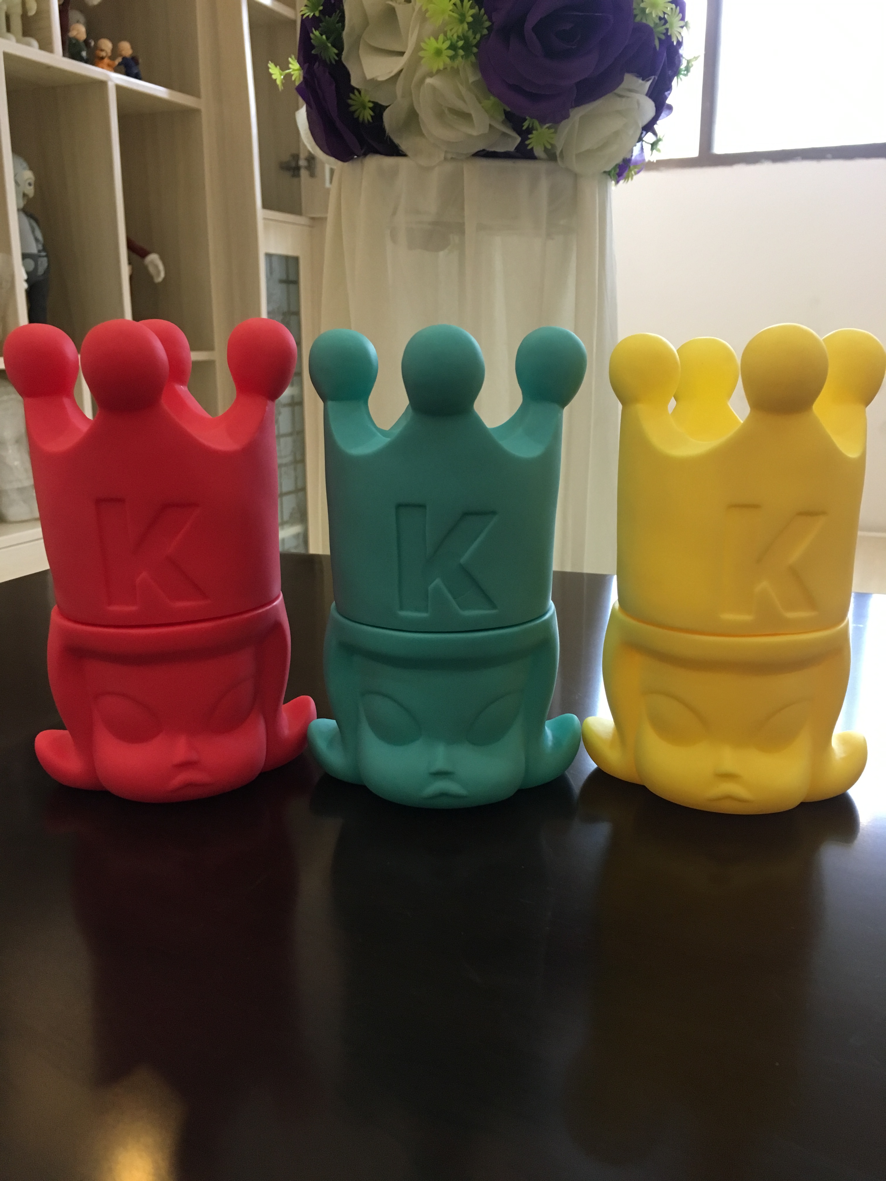 TOY2R kennyswork molly 茉莉公仔 储物盒 多款可选在类目 模玩/动漫/周边/cos/桌游, 手办/扭蛋/人偶/BJD/兵人, 其它手办中 - 来自Buy2taobao.com提供专业的淘宝代购服务