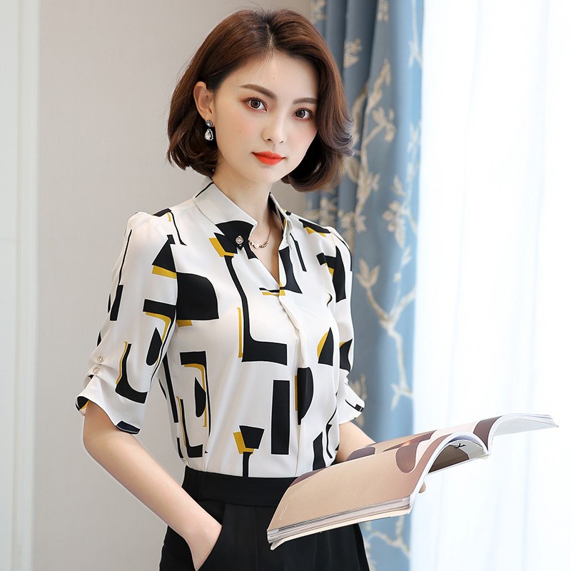 Chiffon shirt Short sleeved Summer wear 2018 new pattern Korean Edition Broken flowers Western style Blouse Versatile Mature temperament shirt jacketin the Women's clothing/Boutique , Lace shirt/Chiffon shirt category - from Buy2taobao.com to provide professional Taobao agent buy service