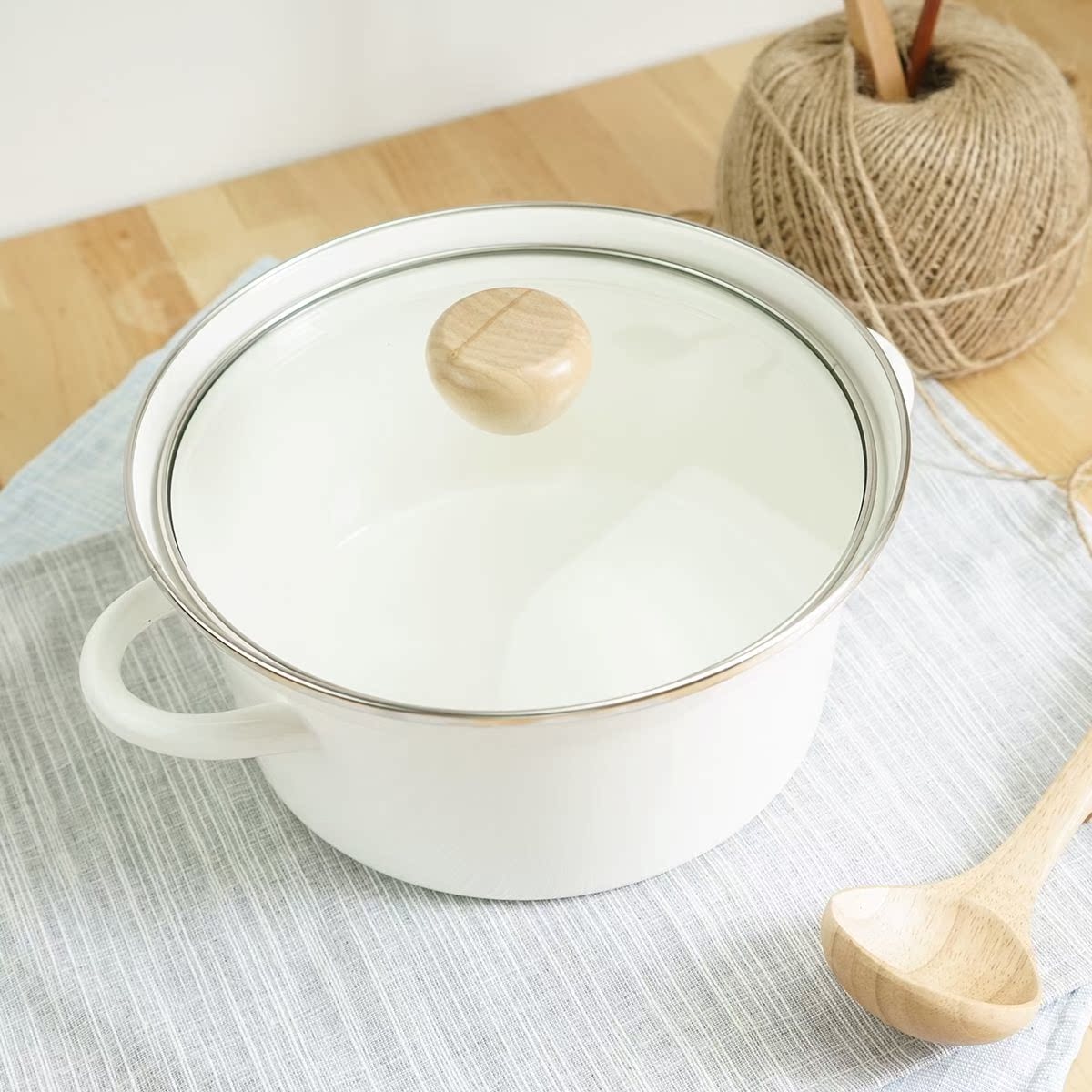 Japan Enamel Enamel pot Binaural home 22cm Anti overflow pot type Electromagnetic furnace Gas currency thickeningin the Kitchen/Cooking utensils , Cooking utensils , Cookware/Pot/Kettle , Stockpot category - from Buy2taobao.com to provide professional Taobao agent buy service