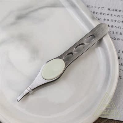 8.21 捡便宜啦！菲诗家修眉夹