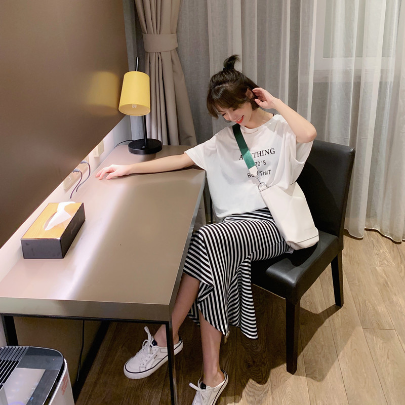 半身裙女高腰2019夏季新款韩版包臀裙条纹chic中长款鱼尾裙短裙在类目 女装/女士精品, 半身裙中 - 来自Buy2taobao.com提供专业的淘宝代购服务