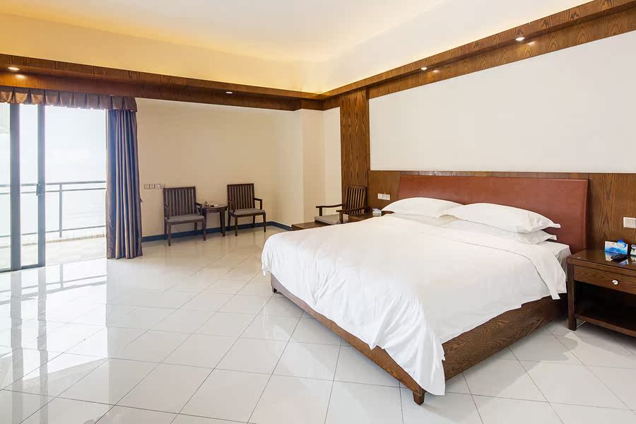 Yangjiang South Bay Big hotel luxury seascape Big bedin the Cheap Hotels/Inn features/Apartment Hostel , Hotel Inn category - from Buy2taobao.com to provide professional Taobao agent buy service