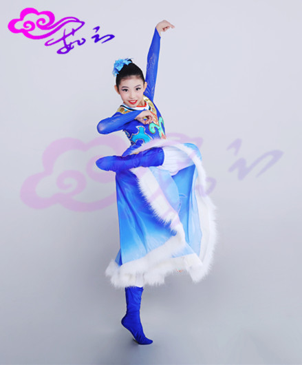 Yun Ru/Folk Dance Costume/Ewenki Rama Dance costume/stage show Clothes & Accessories Nation Clothes & Accessoriesin the Women's clothing/Boutique , Costume/National costume/Stage costumes , National costume/Costumes category - from Buy2taobao.com to provide professional Taobao agent buy service