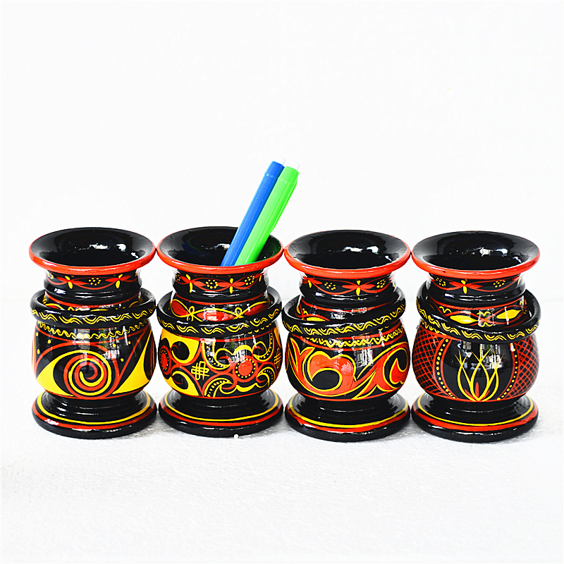 包郵四川涼山西昌彜族手繪特色工藝品實木彩繪漆器帶環筆筒在類目 特色手工藝, 少數民族特色工藝品, 彝族中 - 來自Buy2taobao.com提供專業的淘寶代購服務
