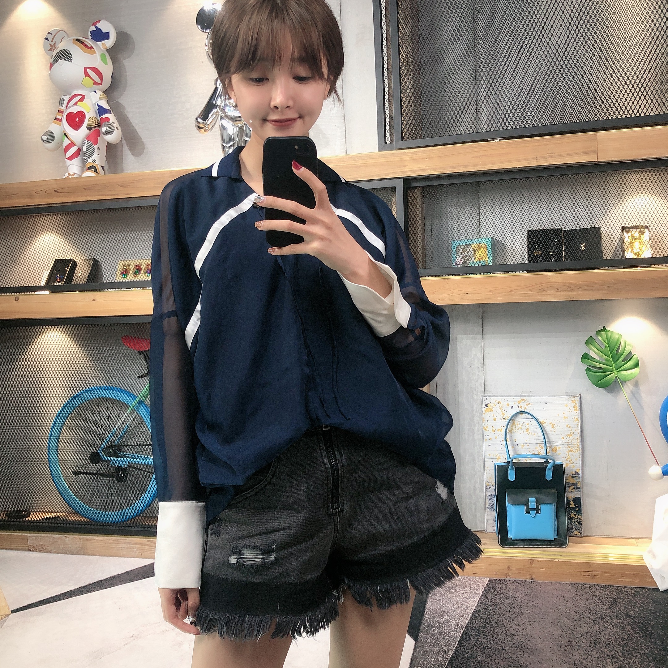 女侠定制 GL前短后长造型茧型落肩款上衣在类目 女装/女士精品, 蕾丝衫/雪纺衫中 - 来自Buy2taobao.com提供专业的淘宝代购服务