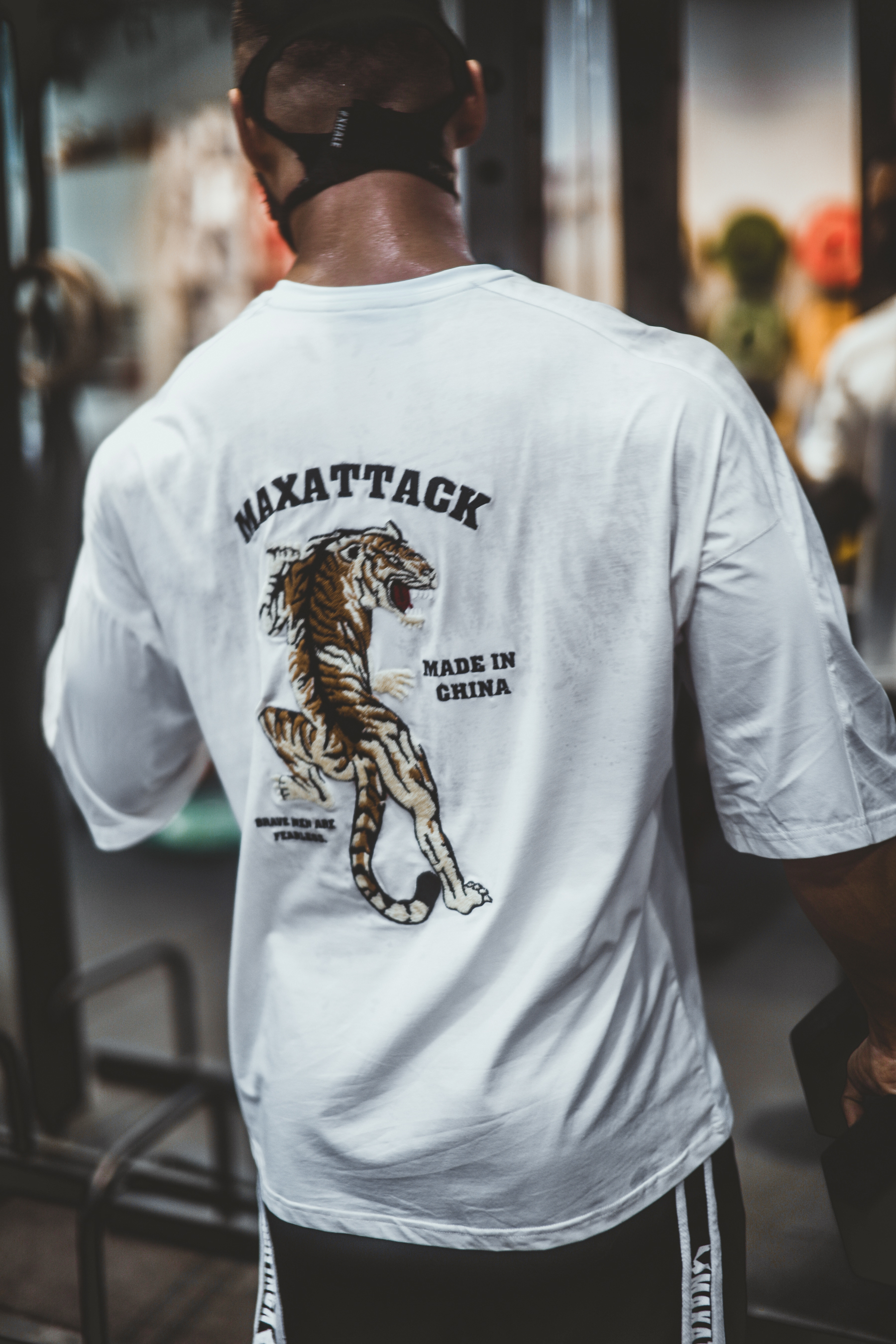 MAXATTACK Original Tigers Embroidery Easy motion T-shirt Large Quick drying Bodybuilding Short sleeved train jacketin the Sportswear/Casual Clothing , Sports T-shirt category - from Buy2taobao.com to provide professional Taobao agent buy service