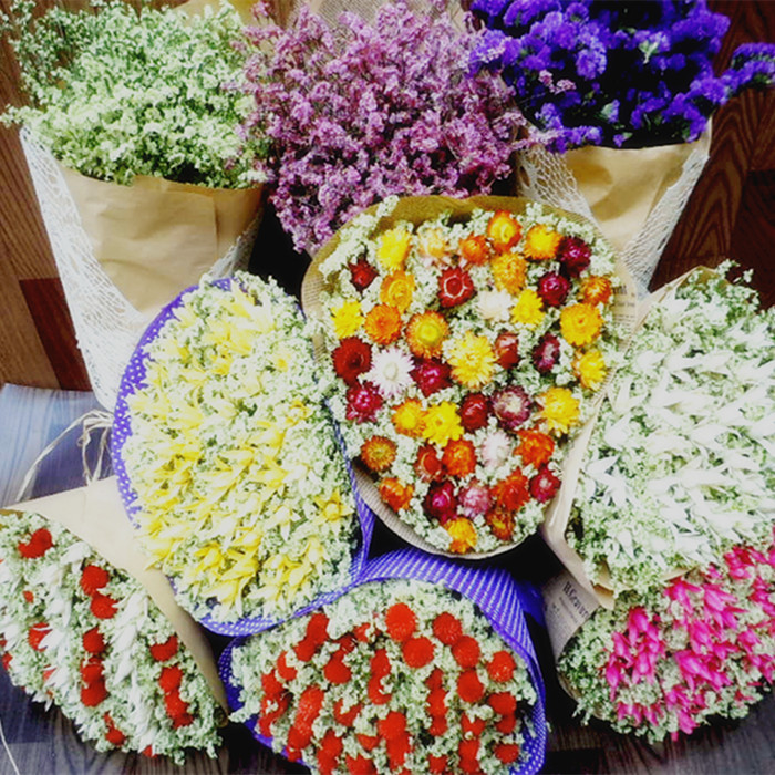 草粘花捧花永生花勿忘我幹花真花束生日畢業情人節母親節教師禮物在類目 鮮花速遞/花卉仿真/綠植園藝, 仿真花/綠植/蔬果成品(新), 仿真花中 - 來自Buy2taobao.com提供專業的淘寶代購服務