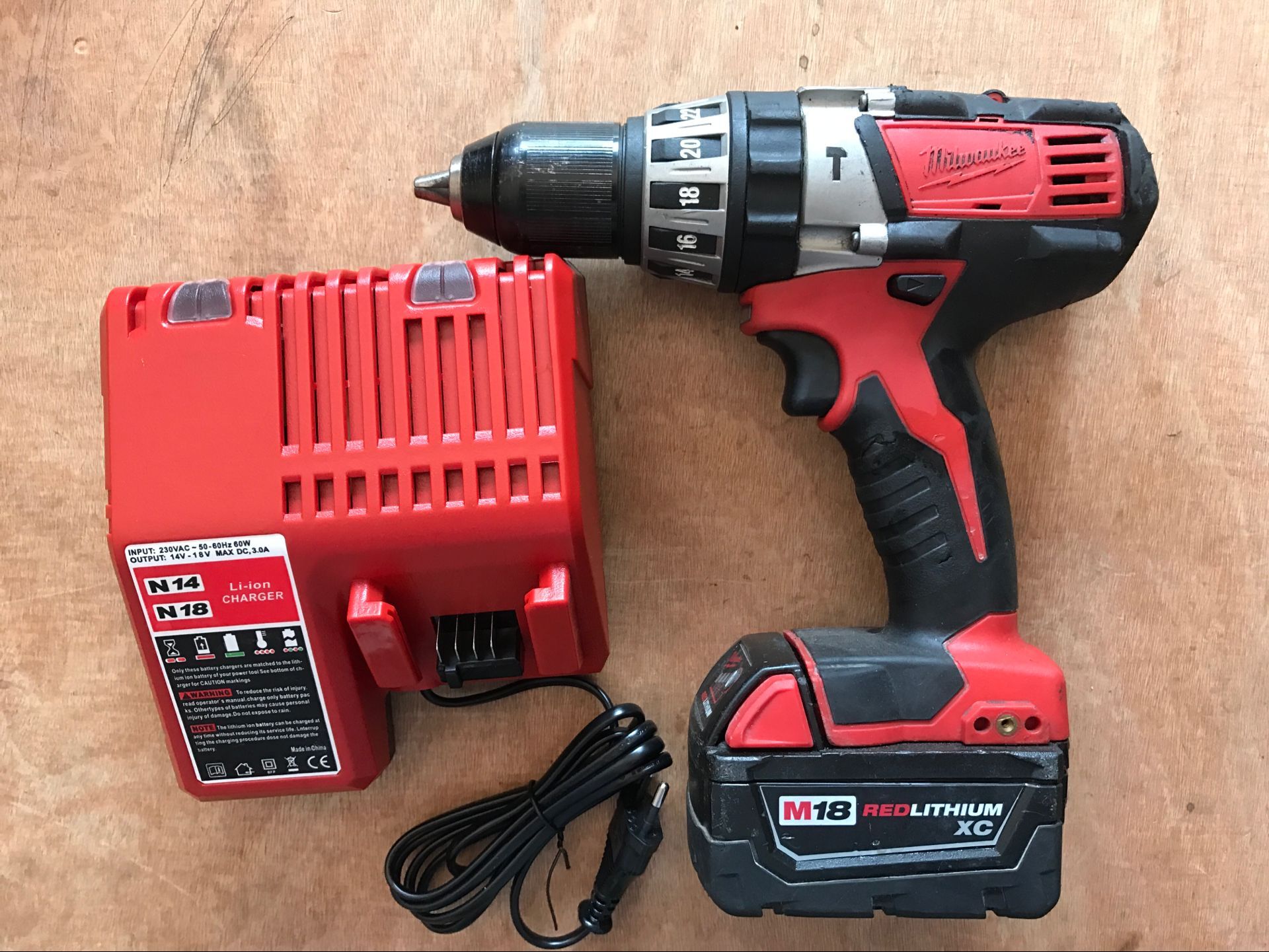 美国米沃奇Milwaukee 18V 充电电钻/电批/起子在类目 五金/工具, 电动工具, 电钻中 - 来自Buy2taobao.com提供专业的淘宝代购服务