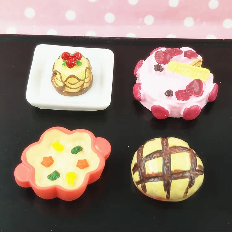 Three rabbits bjd Miniature Model pocket resin Model Easy Cakes and Pastries Cake bread cheese Mini re-mentin the Toy/Childs/Puzzle/Building block/Model , Static model , Home/Scenes of life category - from Buy2taobao.com to provide professional Taobao agent buy service