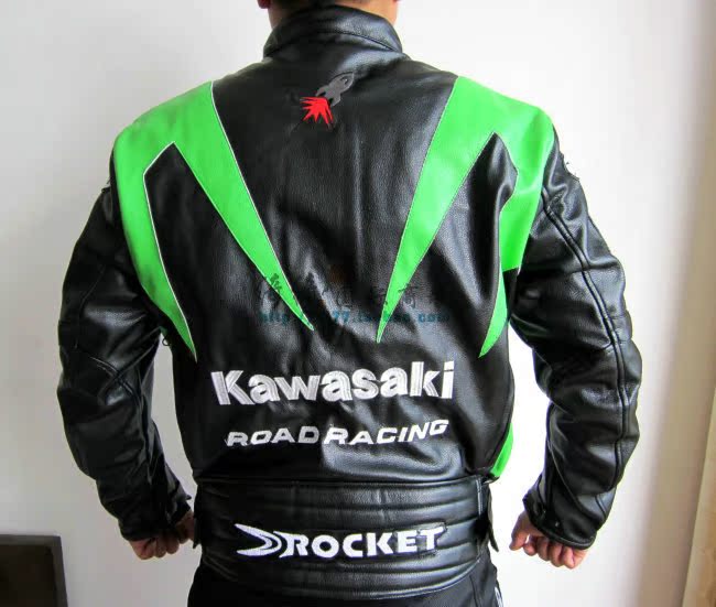 Мотоэкипировка Kawasaki