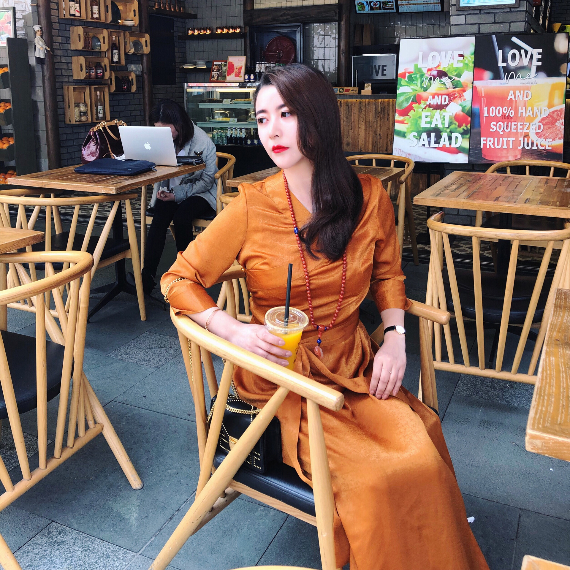赞美云登西藏服拉萨裙博拉女金色连衣裙在类目 女装/女士精品, 唐装/民族服装/舞台服装, 民族服装/舞台装中 - 来自Buy2taobao.com提供专业的淘宝代购服务