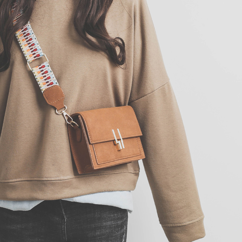 ins Texture senior Bag ck Handbags new 2019 Western style All-match fashion Limited Broadband Inclined shoulder bagin the Leather/Lady bags/Men's bag, Ms. bags category - from Buy2taobao.com to provide professional Taobao agent buy service