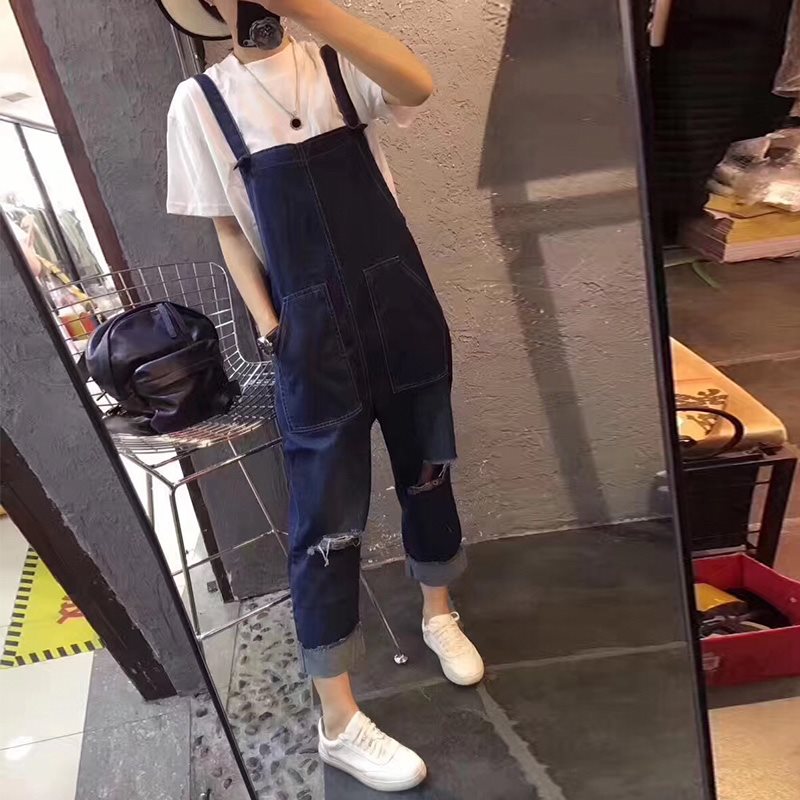 香港潮牌2019春夏女裝新款闊腿背帶褲韓版寬松直筒破洞高腰牛仔褲在類目 女裝/女士精品, 牛仔褲中 - 來自Buy2taobao.com提供專業的淘寶代購服務
