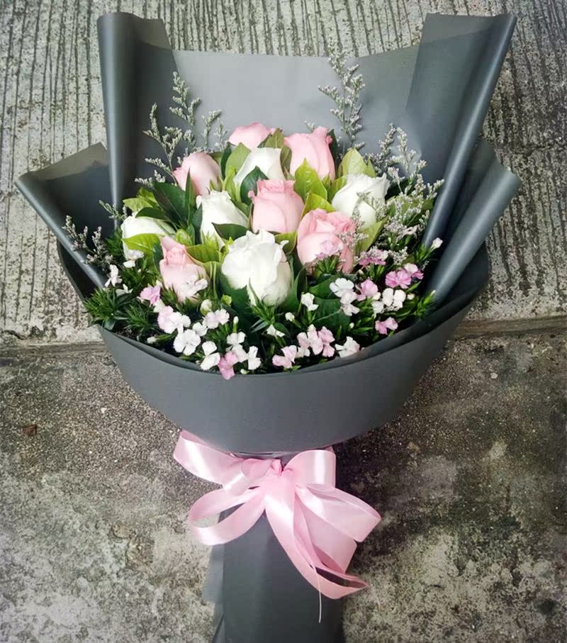 珠海畢業花束速遞同城香洲鬥門區玫瑰花繡球混搭訂花生日送花在類目 鮮花速遞/花卉仿真/綠植園藝, 鮮花速遞(同城)中 - 來自Buy2taobao.com提供專業的淘寶代購服務