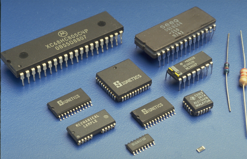 原装 TMS320F28027PTT TMS320F28027 QFP48封装 微控制器|msdalam kategori Aksesori Digital 3C, pasaran komponen elektronik, Litar Bersepadu IC/motor, 逻辑器件 - dari Buy2taobao.com untuk memberikan perkhidmatan ejen Taobao profesional membeli
