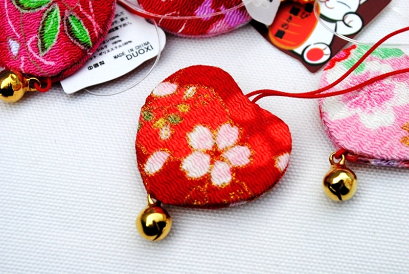 Japan Kiyan A gentle wind Fabric art Folding fan Accessories cherry blossoms manual Heart Pendant Pendants phone chain DIY Pendantin the Accessories/Leather belt/Hat/Muffler , Shoes and bags/Belt Accessories , Bag Accessories , Bag pendant category - from Buy2taobao.com to provide professional Taobao agent buy service