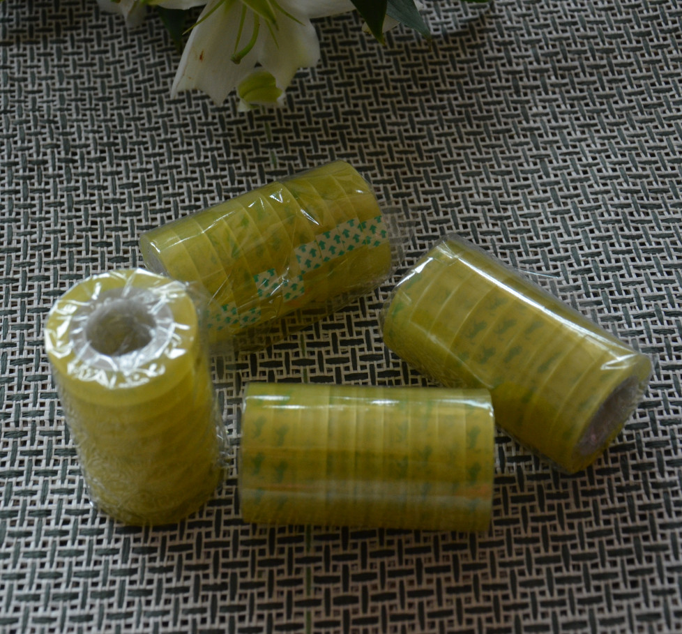 小胶带 透明胶带 文具胶带 粘胶带 花店用品 鲜花包装材料在类目 鲜花速递/花卉仿真/绿植园艺, DIY仿真花材料, 制作工具(新), 胶带中 - 来自Buy2taobao.com提供专业的淘宝代购服务