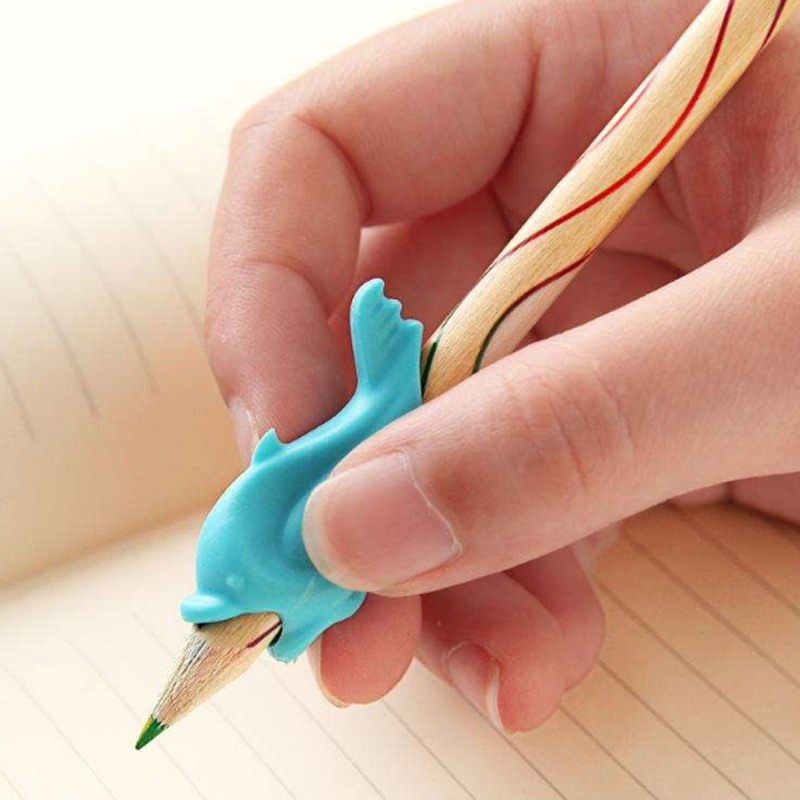 握笔器矫正器宝宝小学生幼儿园初学者儿童握笔器钢笔中性笔铅笔用|ruв категории электронный словарь/электрический бумажных книг/канцелярские принадлежности, повседневной школьных принадлежностей, держатель пера - от Buy2taobao.com для оказания профессиональной услуги покупки агента Taobao