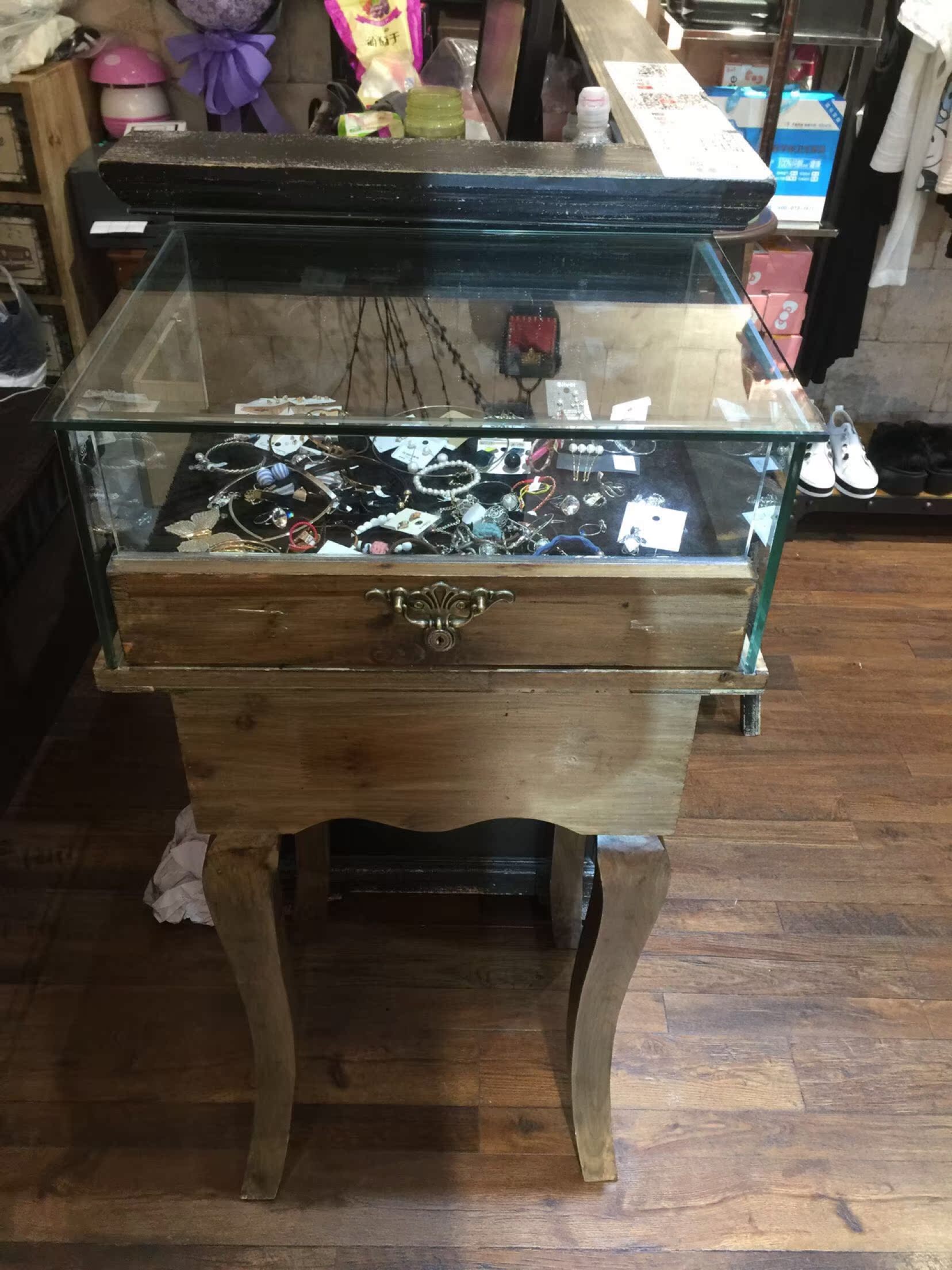 复古实木做旧珠宝柜仿古陈列柜玉器首饰柜玻璃饰品展示柜精品柜台|ruв категории коммерческий/офисная мебель, полки/витрина, бутик - витрина/витрина - от Buy2taobao.com для оказания профессиональной услуги покупки агента Taobao