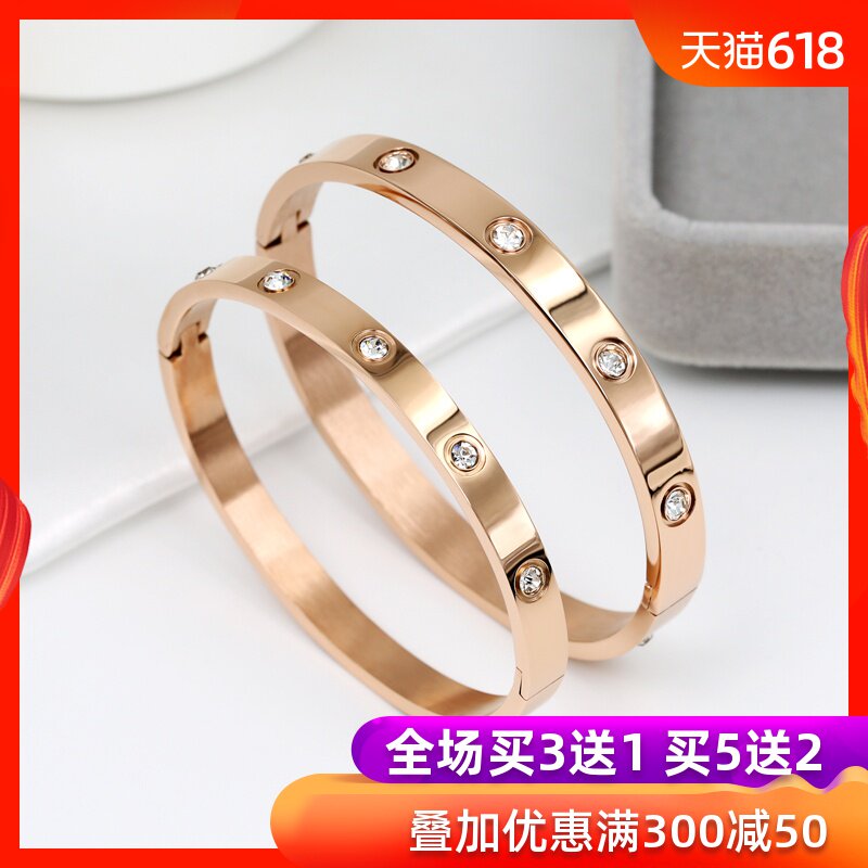 love手镯女情侣一对钛钢电镀18k玫瑰金色彩金男手环气质简约手饰|ruв категории Украшения,ювелирные изделия, браслет - от Buy2taobao.com для оказания профессиональной услуги покупки агента Taobao