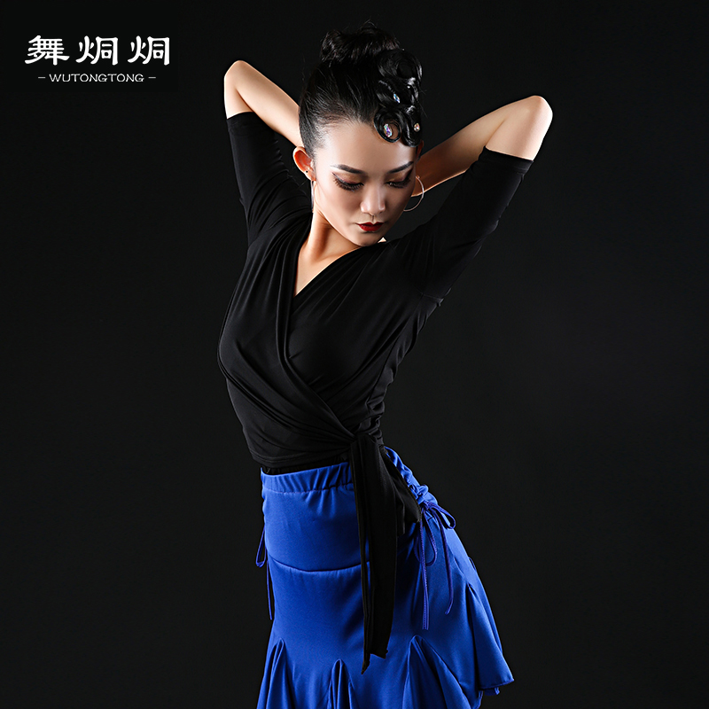 Latin dance clothing adult 2019 new pattern black sexy Short sleeved Bandage jacket dance Uniforms Dance clothingin the Sports/Yoga/Fitness/Fans supplies , Dance/Aerobics/Gymnastics , Latin , Latin Dance Tops category - from Buy2taobao.com to provide professional Taobao agent buy service